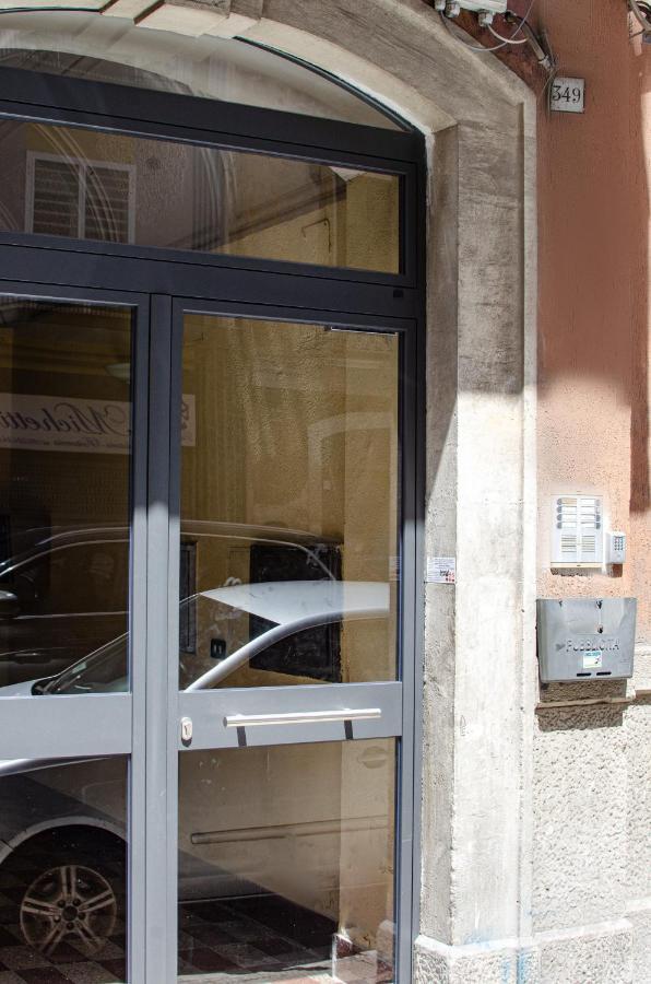 Modern Stone Apartment In The Heart Of バーリ エクステリア 写真