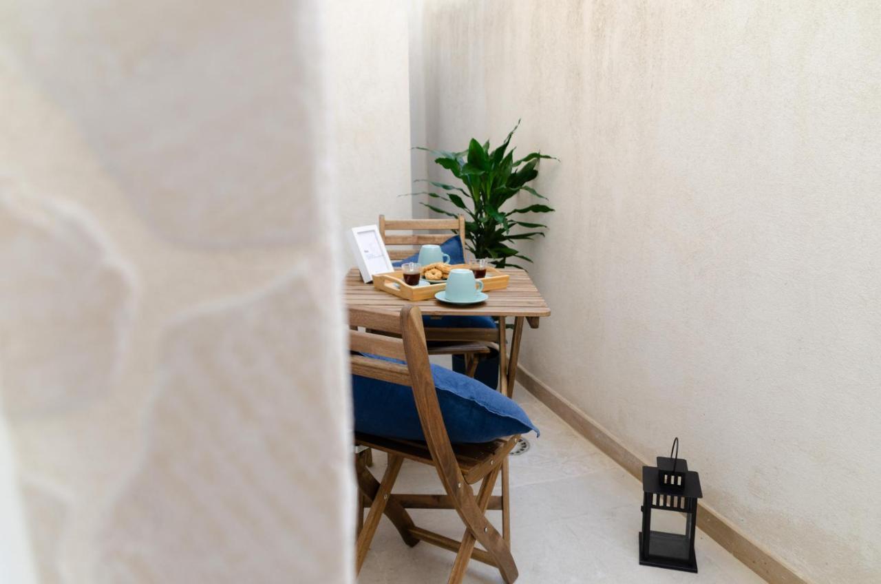 Modern Stone Apartment In The Heart Of バーリ エクステリア 写真