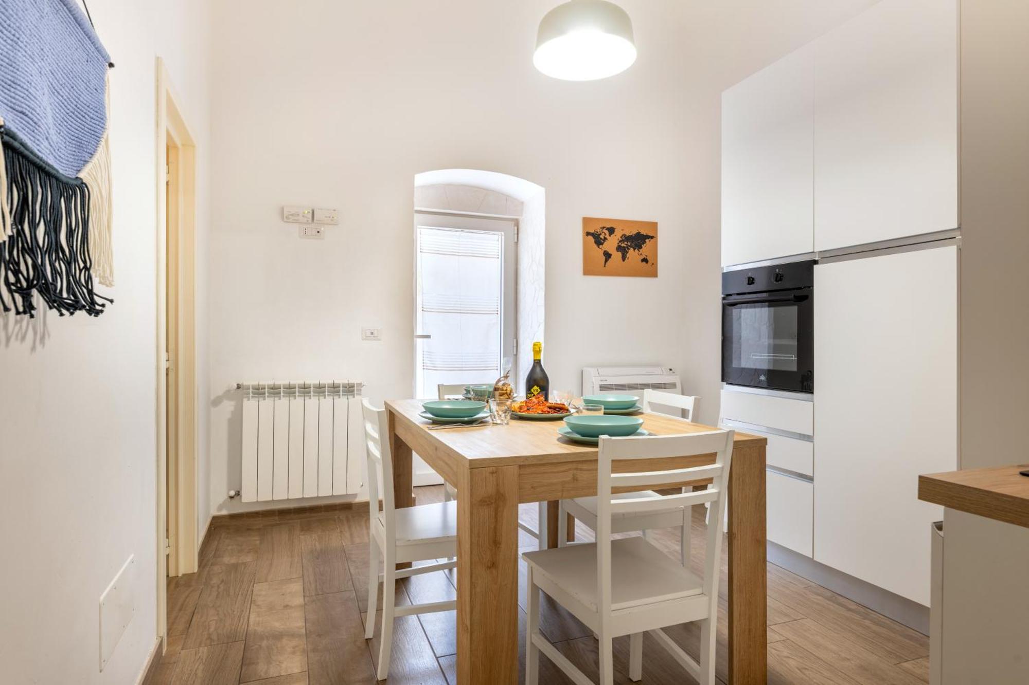 Modern Stone Apartment In The Heart Of バーリ エクステリア 写真